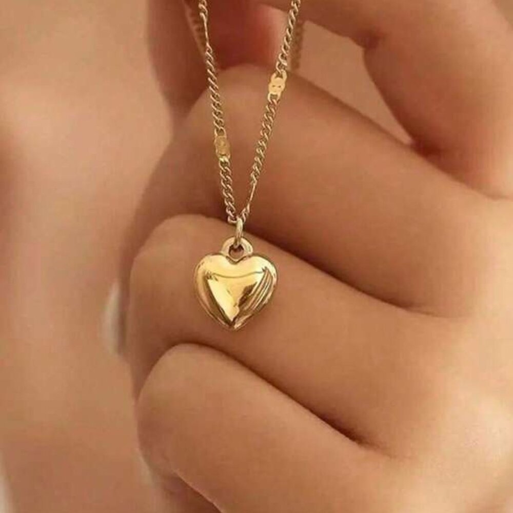 18K Gold Filled Chain with Heart-Shaped Pendant Necklace